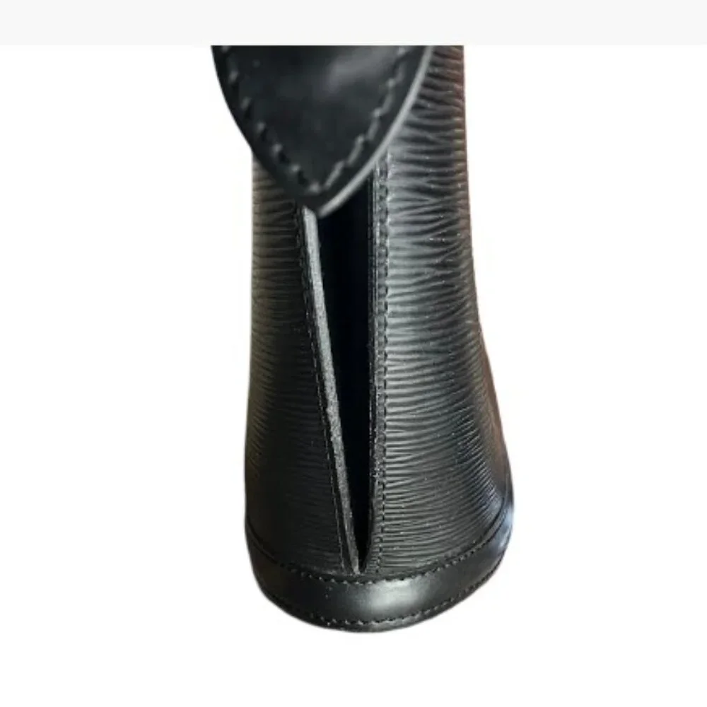 Louis Vuitton Epi Saint Jacques PM Vintage Handbag with COA Very Good Condition - Picture 5 of 15